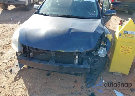 2010 Nissan Altima 2.5 S z USA, uszkodzony, nr VIN 1N4AL2AP5AN542353